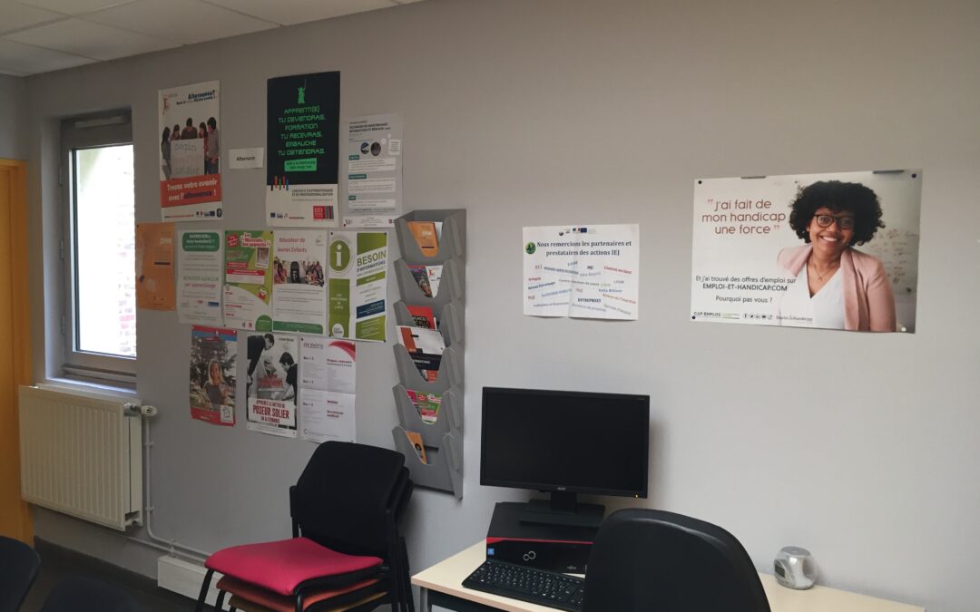 affiche en agence pole emploi